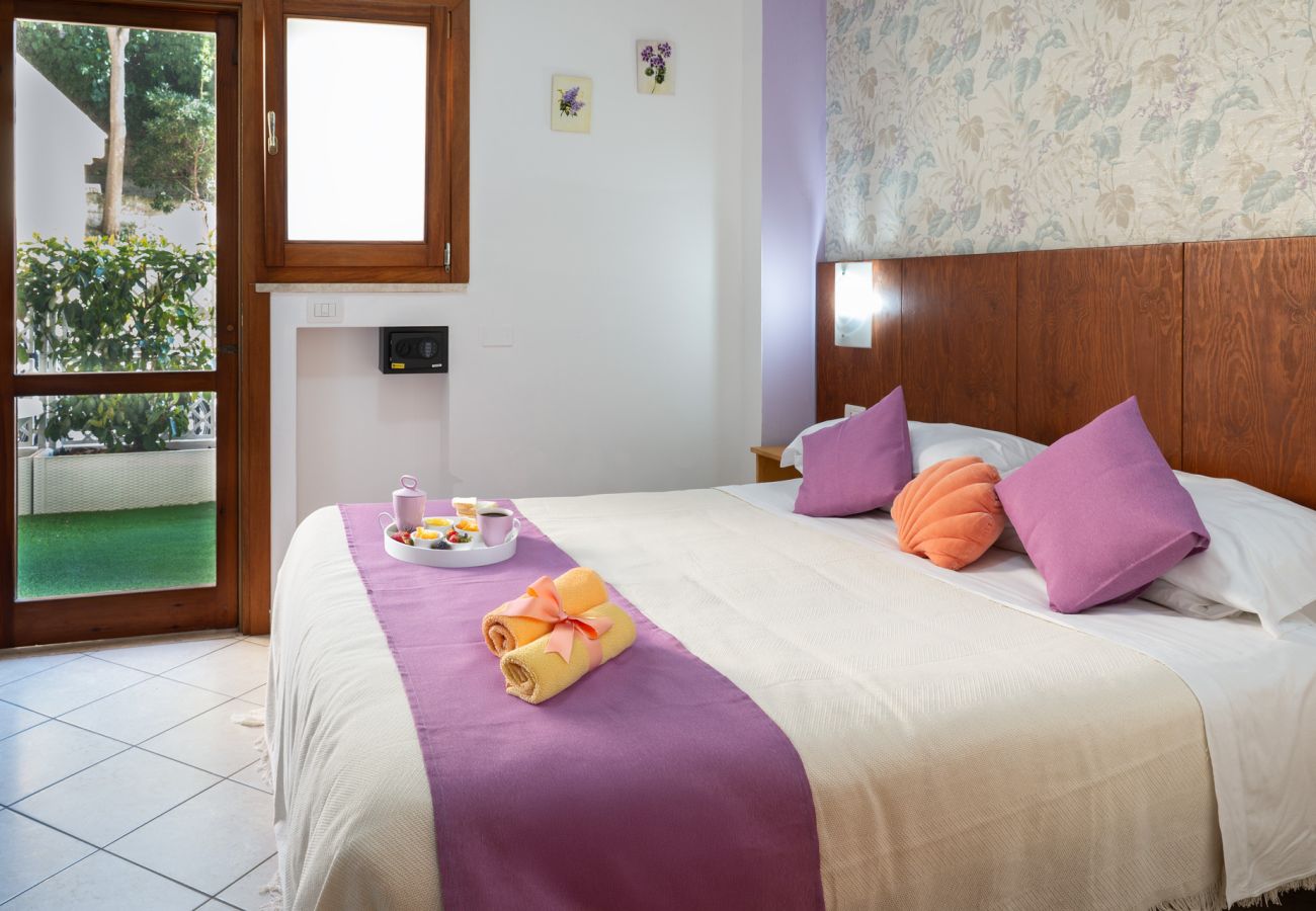 Affitto per camere a Sperlonga - Glicine room Sperlongaresort