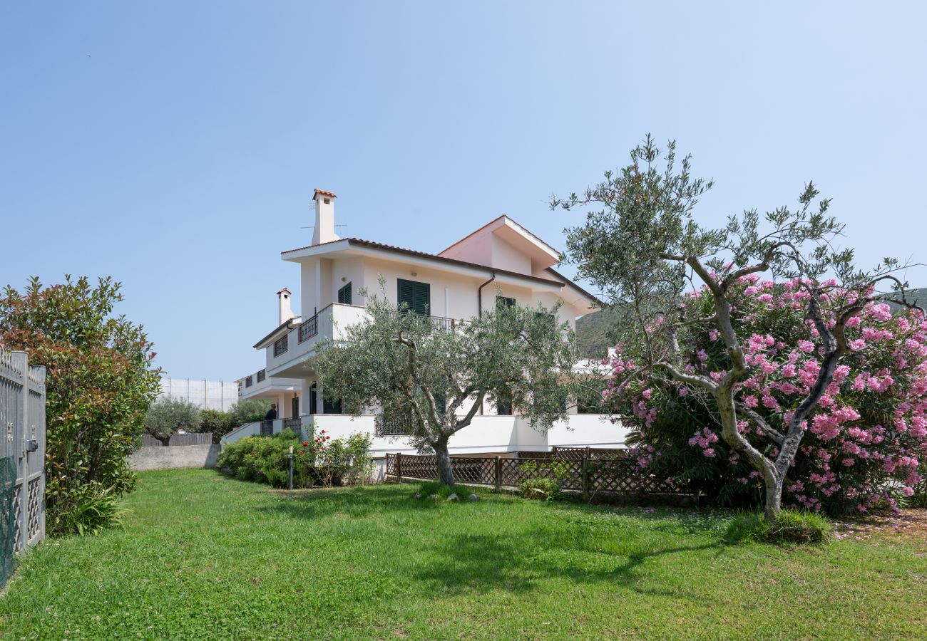 Villa a Sperlonga - Villa Minerva Sperlongaresort