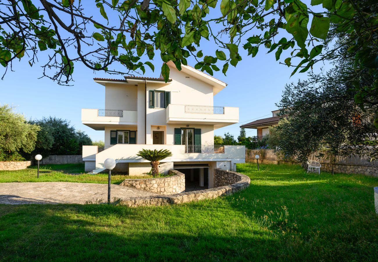 Villa a Sperlonga - Villa Nymphaea Sperlongaresort