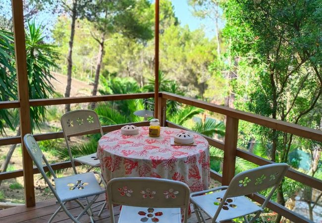 Blockhütte in Sperlonga - Wild Wild Nest Sperlongaresort