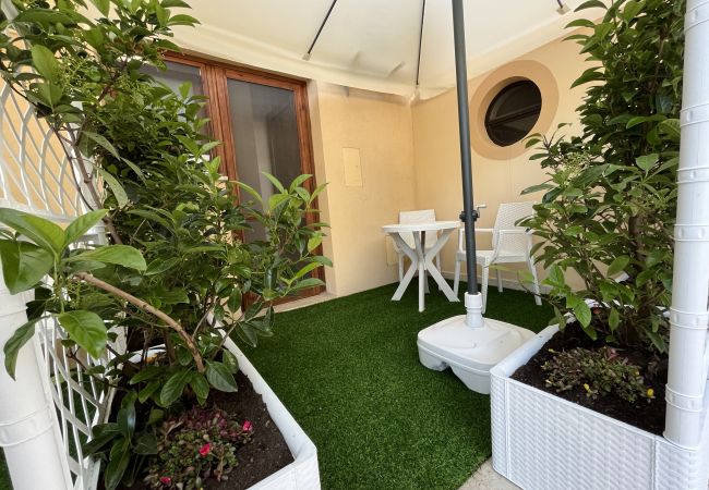 Rent by room на Sperlonga - Fiordaliso room Sperlongaresort Rent by room на Sperlonga - Fiordaliso room Sperlongaresort