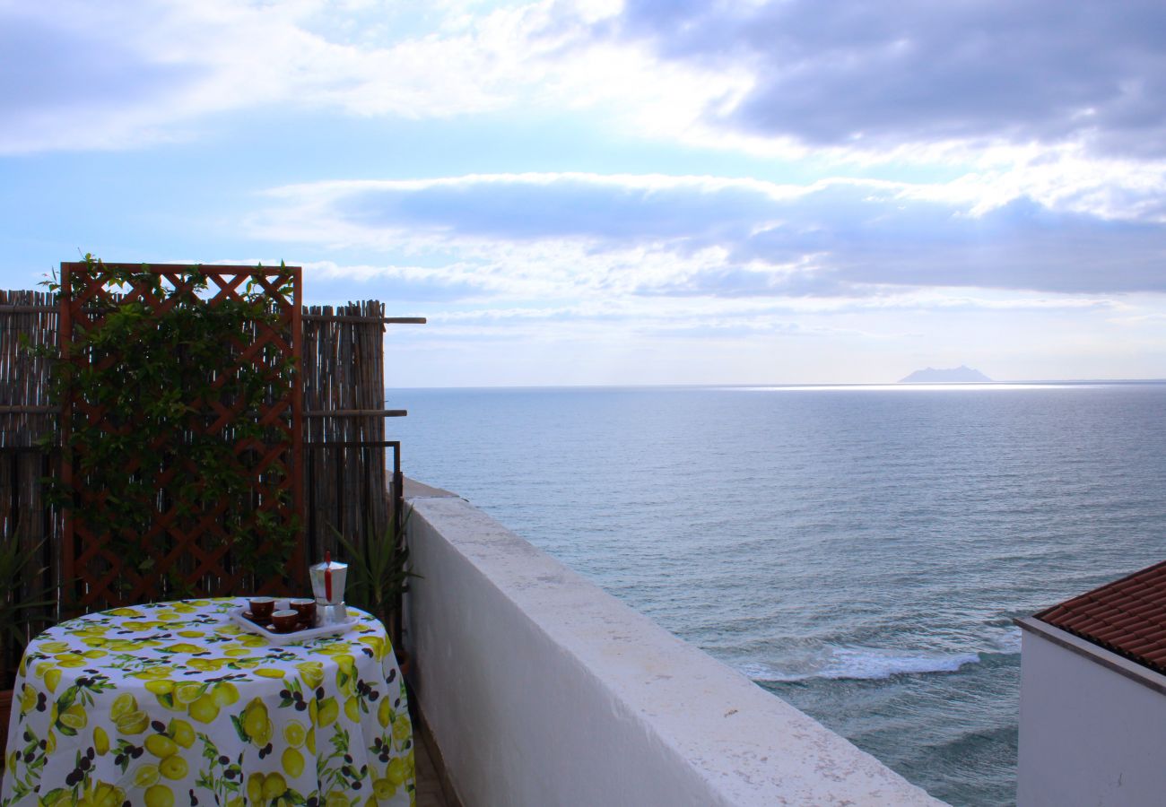 Appartamento a Sperlonga - Sperlongaresort casa Ulisse